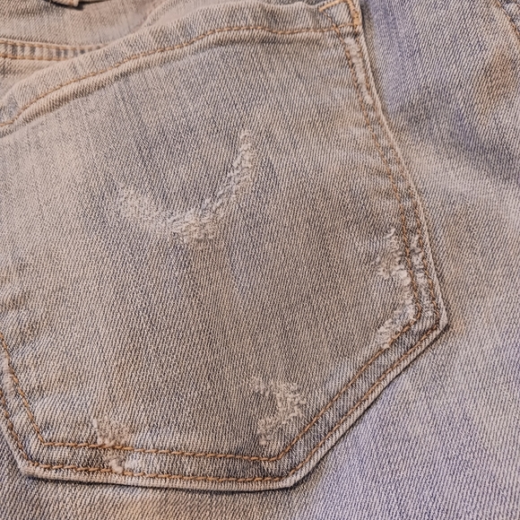 Lane Bryant Distressed Jeans 👖 - Picture 6 of 11